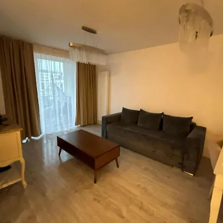 Royal Apartament Apartamento Braşov