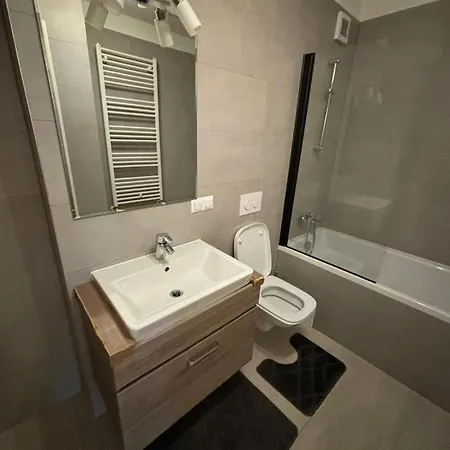 Royal Apartament Apartamento Braşov